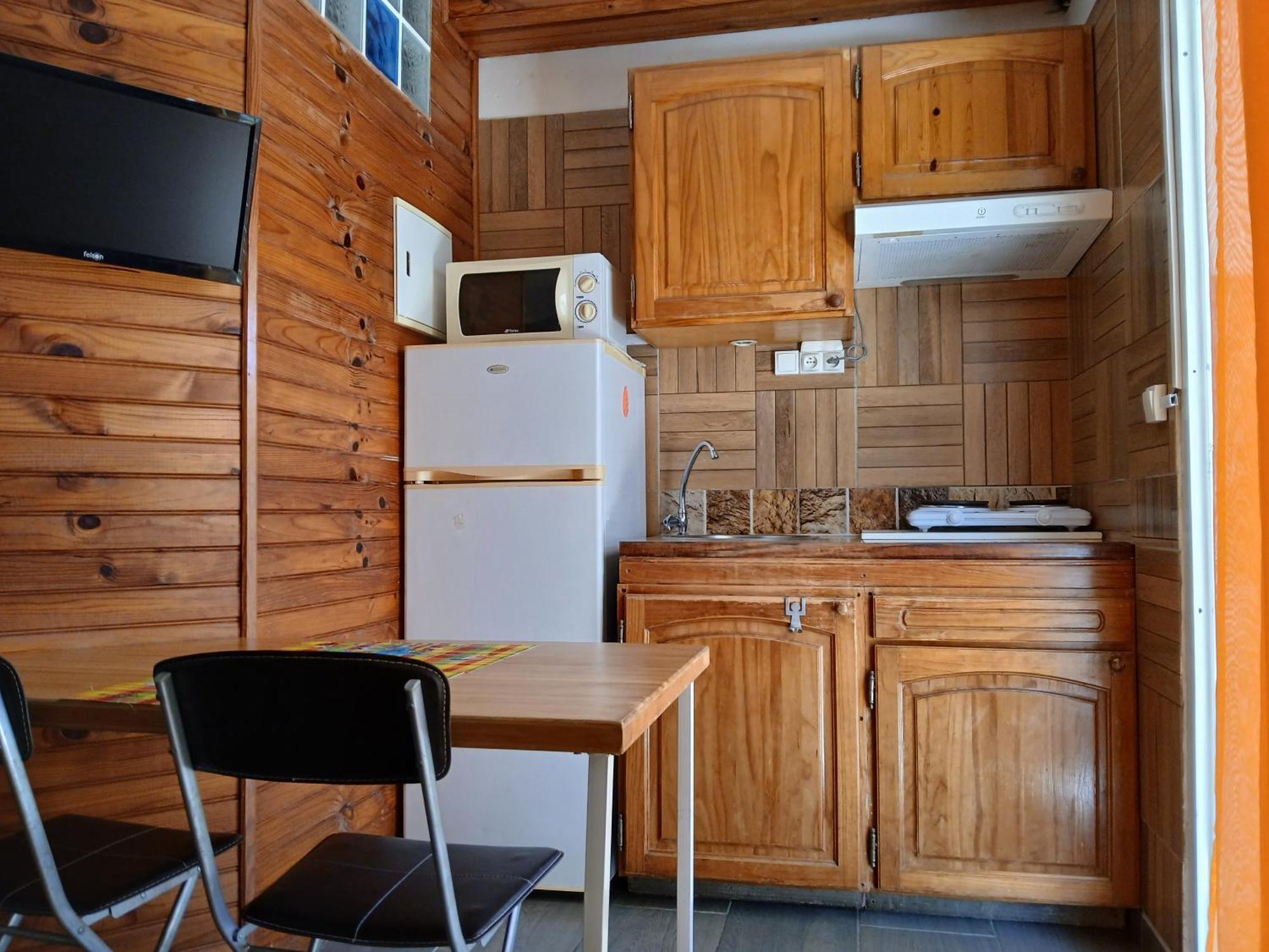 Ferienwohnung Urban-Oasis Sainte-Anne  Exterior foto